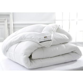 Couette Anti-acarien, Lgre et Tempre, Blanche, 220x240cm, 2 personnes, 100% Microfibre